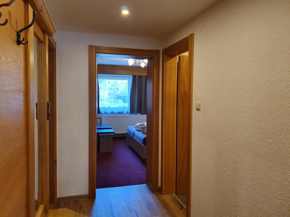 Appartements Karlinger Хубен Екстериор снимка